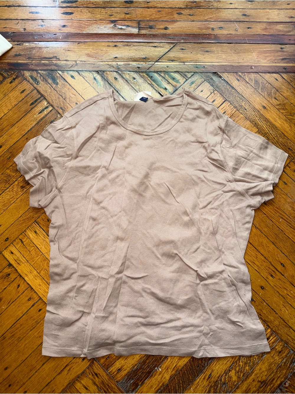 Universal Thread Short Sleeve Tee in Light Taupe